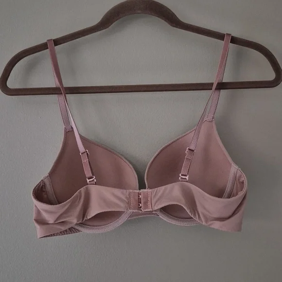 🎉 5/$15! RENE ROFE ESSENTIALS Tan Bra - Picture 2 of 4
